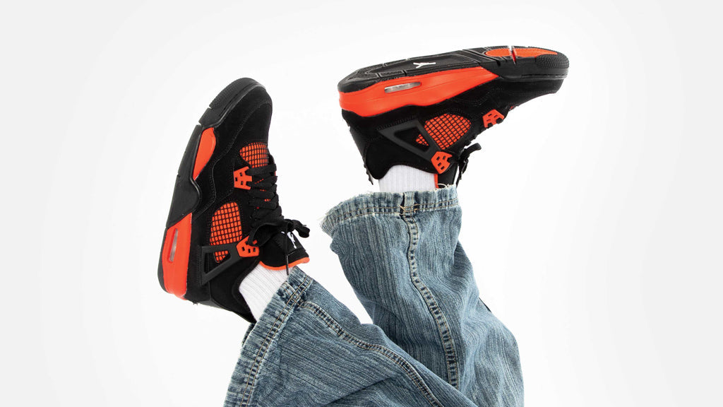 Air Jordan 4 Red Thunder