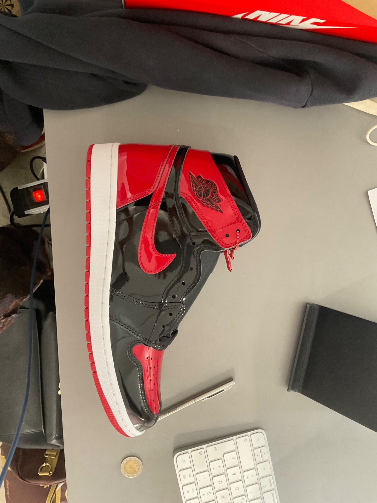 Air Jordan 1 Bred