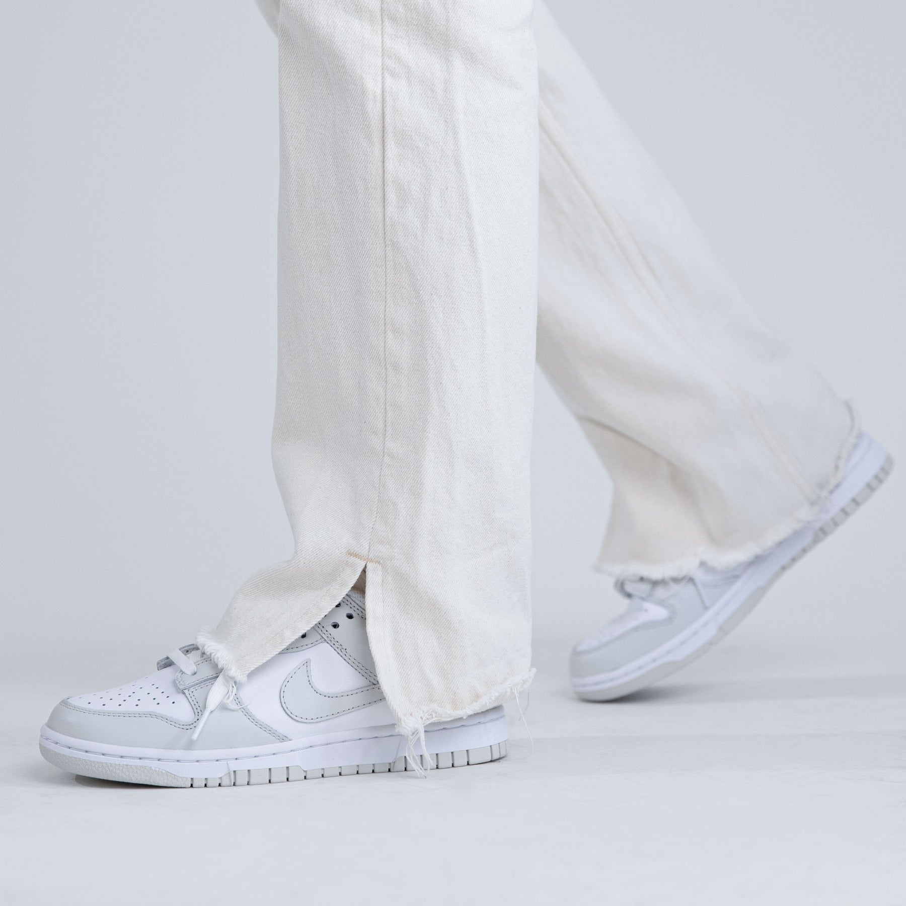 Nike Dunk Low Photon Dust - SYRUP
