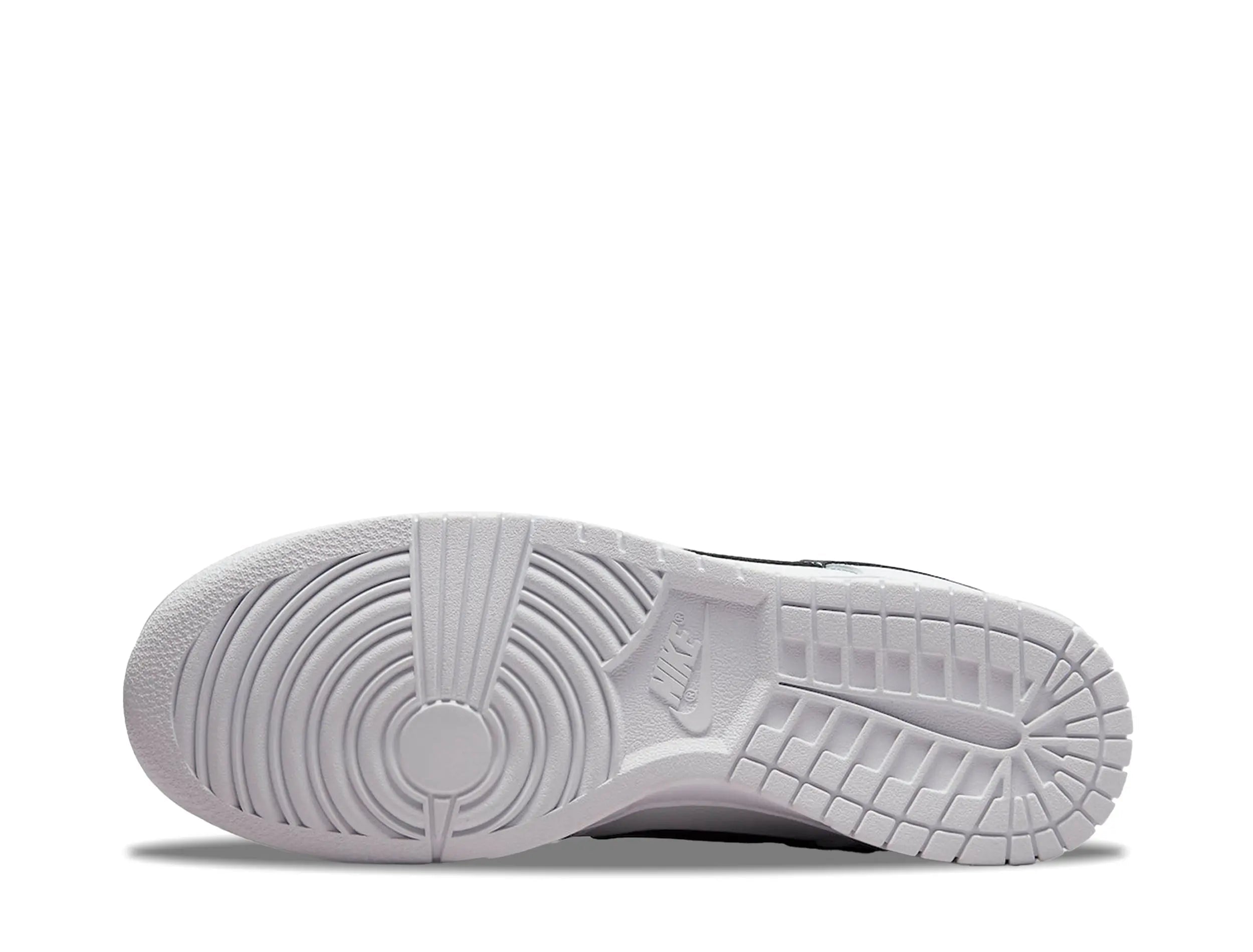 Nike Dunk Low Reverse Panda Nike