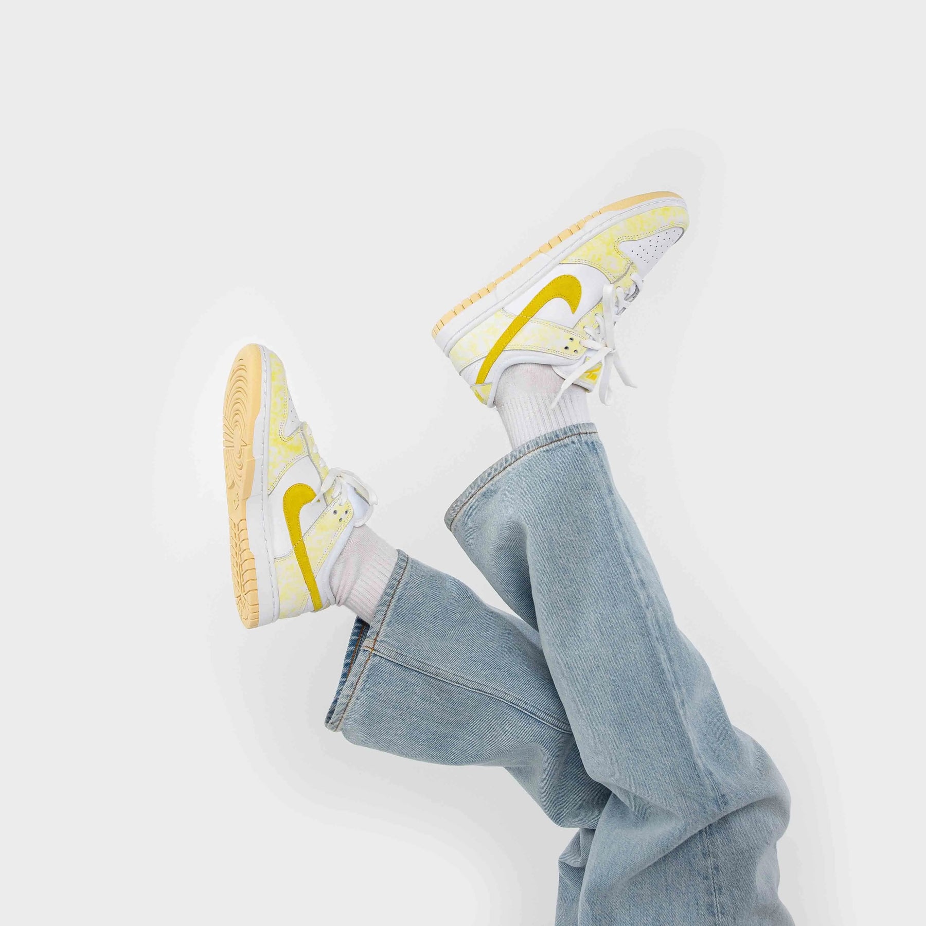 Nike Dunk Low Strike Yellow Nike