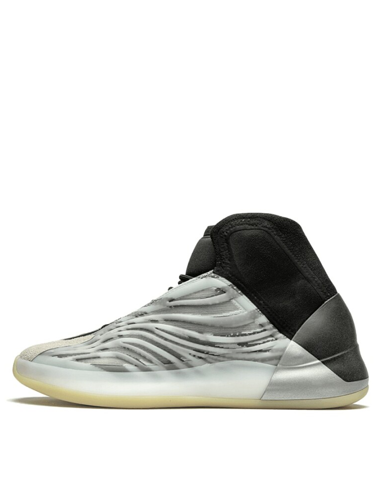 Yeezy QNTM BSKTBL