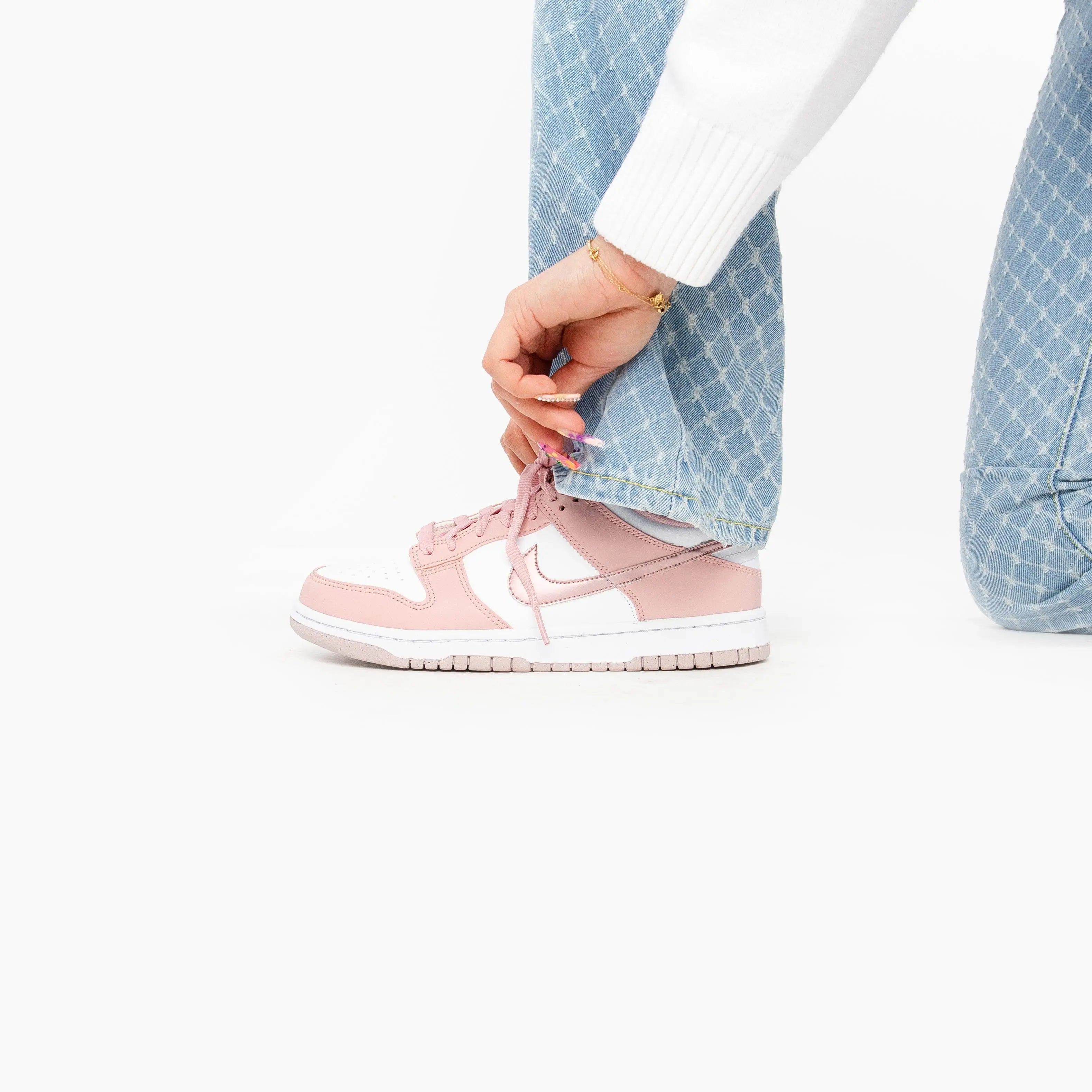 Nike Dunk Low Pink Velvet Nike